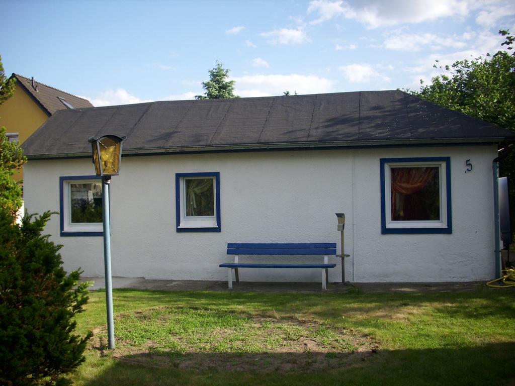 Hôtel Ferienhaus In Mahlsdorf à Berlin Extérieur photo